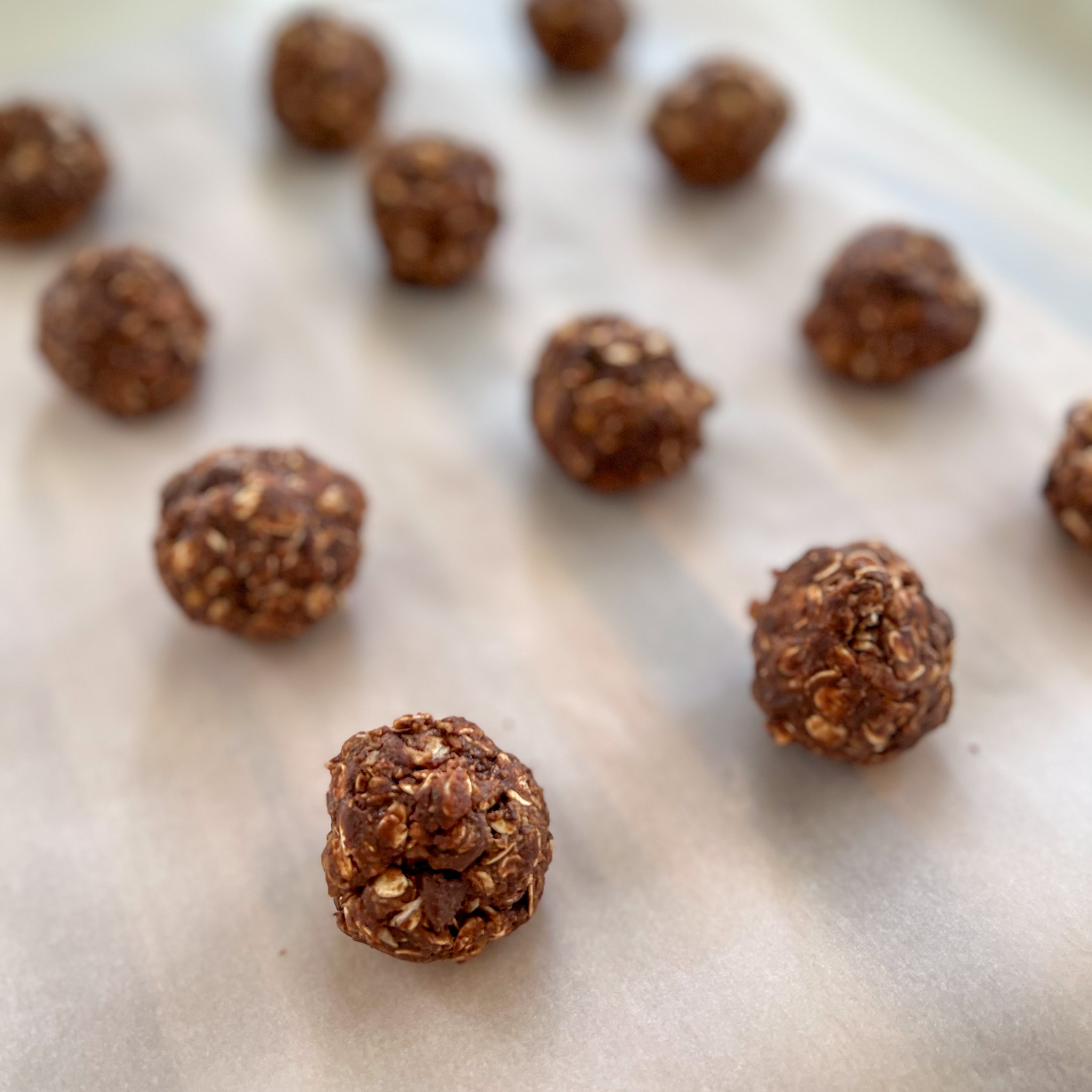 Chocolate Peanut butter energy bites